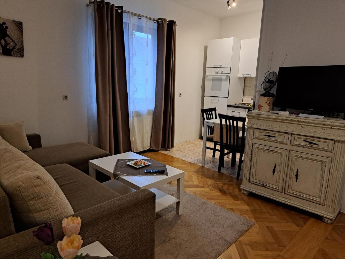 Apartman Zuki ซาเกร็บ ภายนอก รูปภาพ