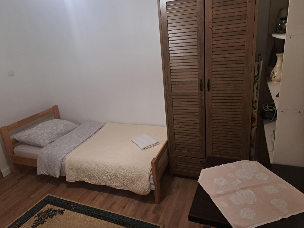 Apartman Zuki ซาเกร็บ ภายนอก รูปภาพ