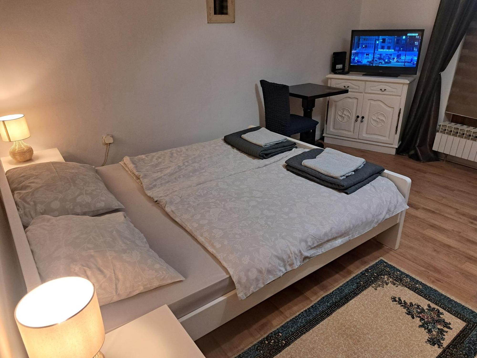 Apartman Zuki ซาเกร็บ ภายนอก รูปภาพ